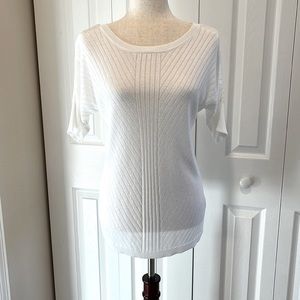 NWOT-Apt. 9 Short Sleeve Crew Neck Sweater.